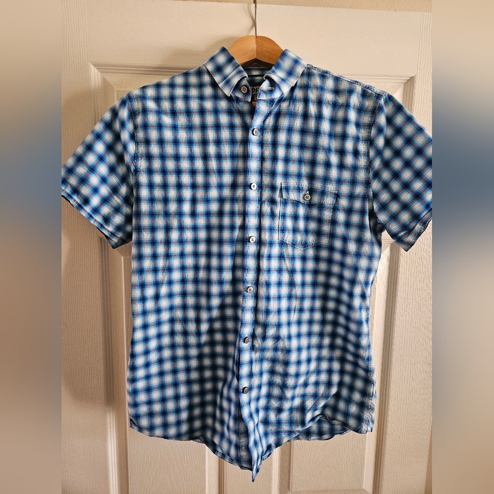 Express Mens Medium Short Sleeve